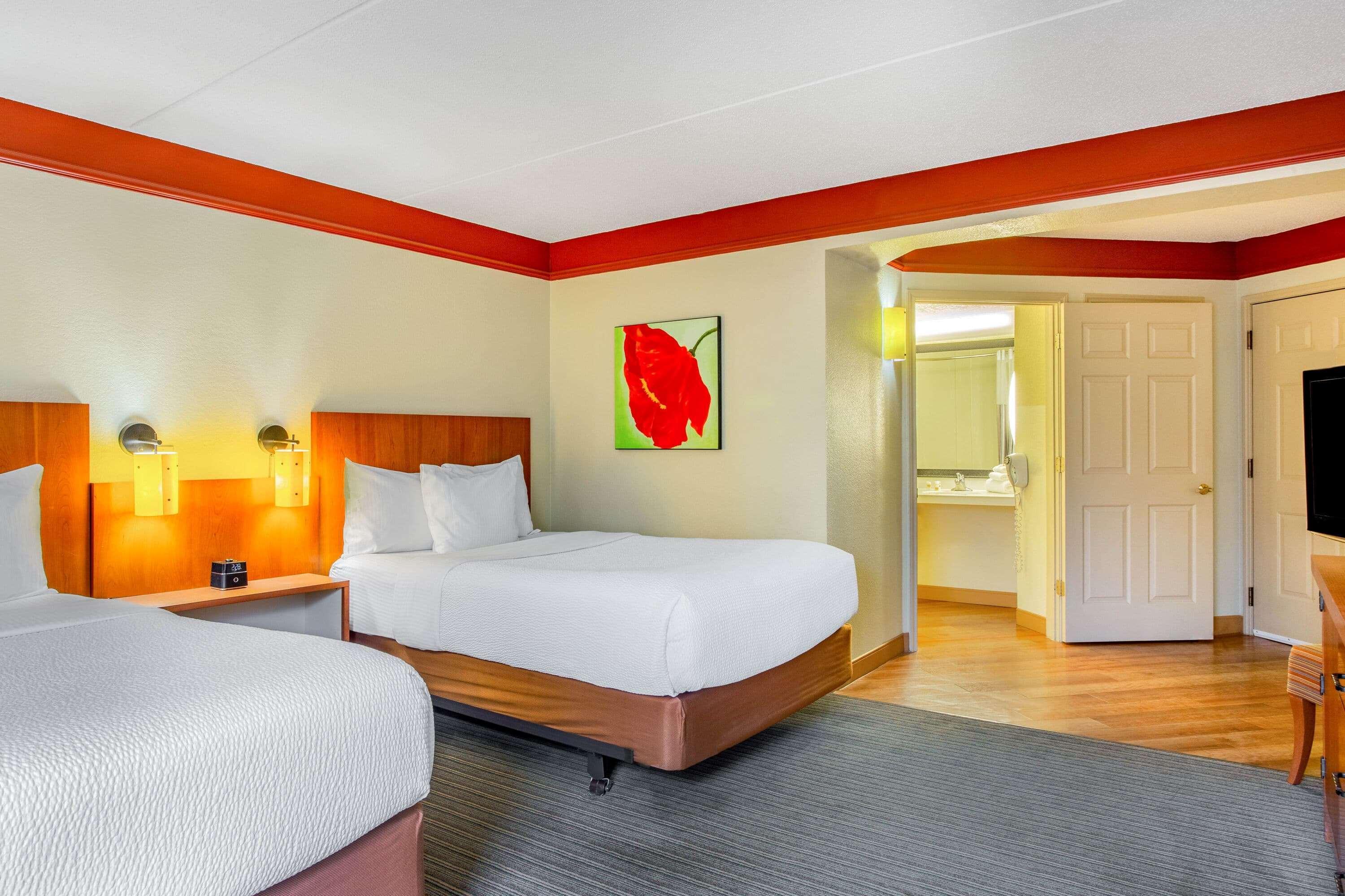 La Quinta By Wyndham Raleigh Crabtree Hotel Exterior photo
