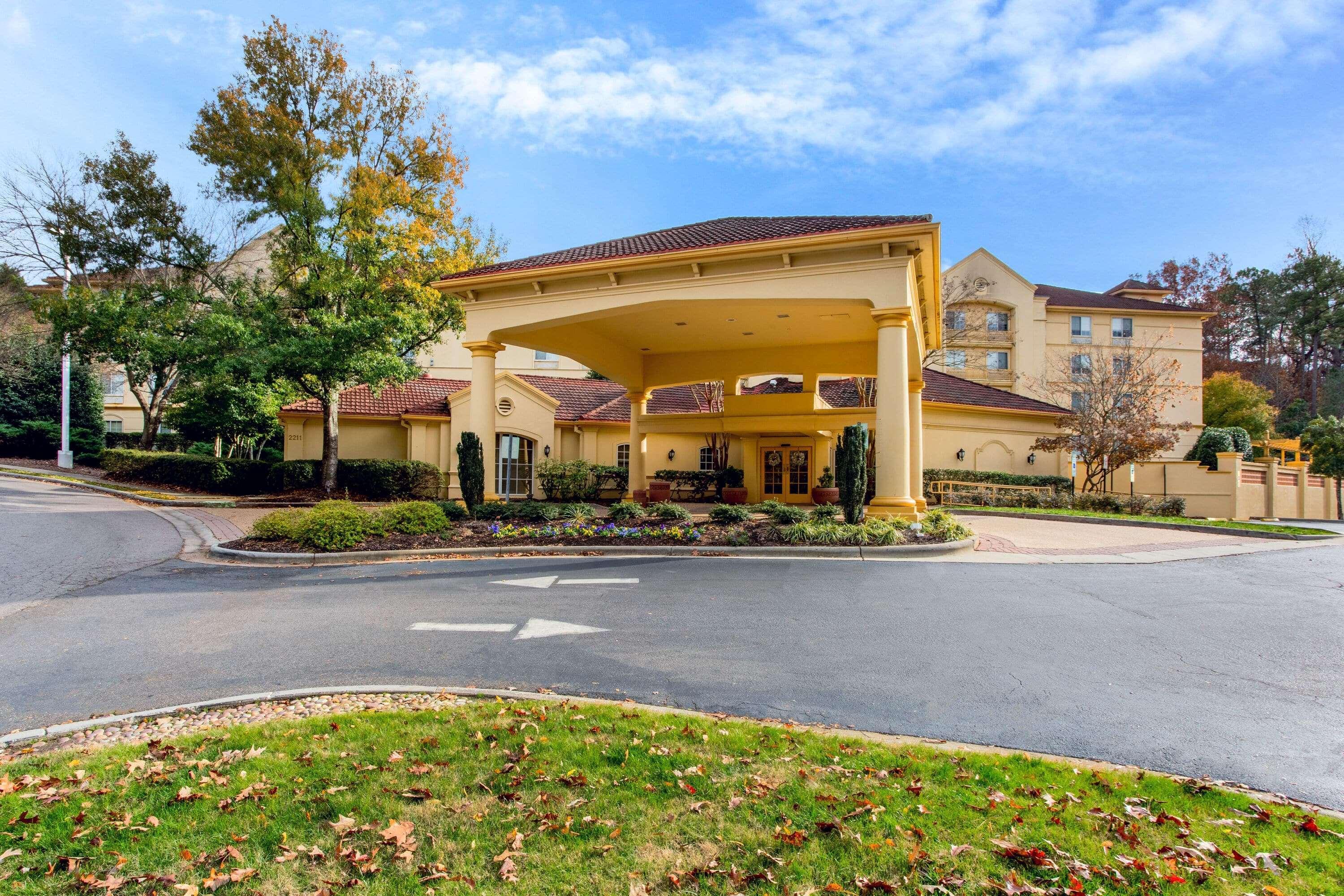 La Quinta By Wyndham Raleigh Crabtree Hotel Exterior photo
